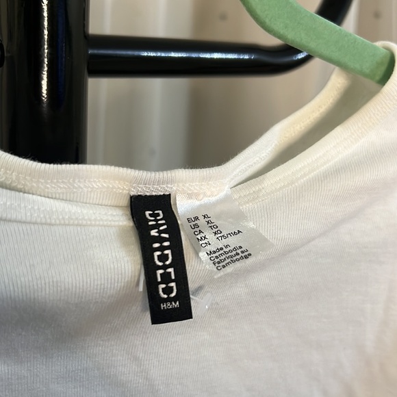 HM Crop Top with Waist Tie - Picture 3 of 3